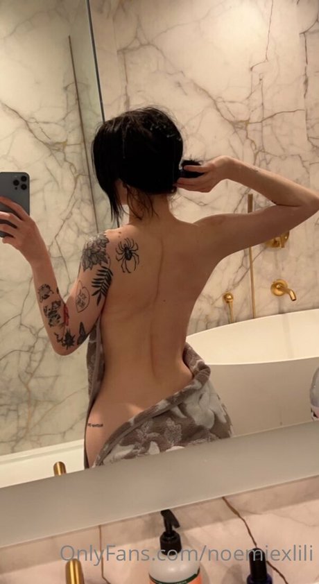 Noemiexlili nude leaked OnlyFans photo #311