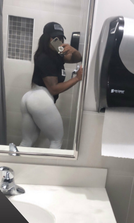 Ebonymuscle nude leaked OnlyFans photo #10