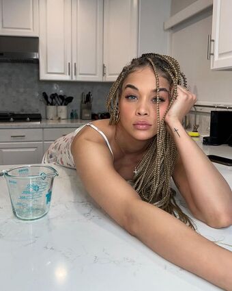 Jasmine Sanders Nude Leaks OnlyFans Photo 22